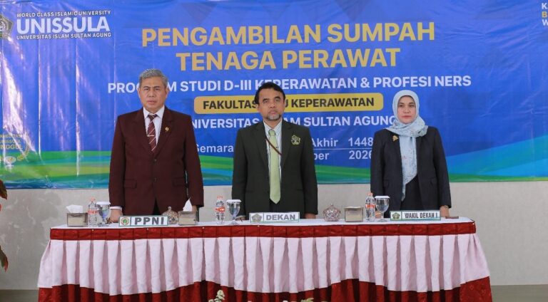 Sukses Digelar, Sumpah Profesi D3 Keperawatan FIK UNISSULA Teguhkan Komitmen Perawat Berlandaskan Nilai Syariah